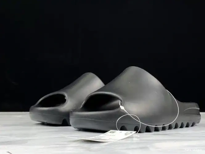 hype Black Slide Adidas Yeezy FX0495 0522